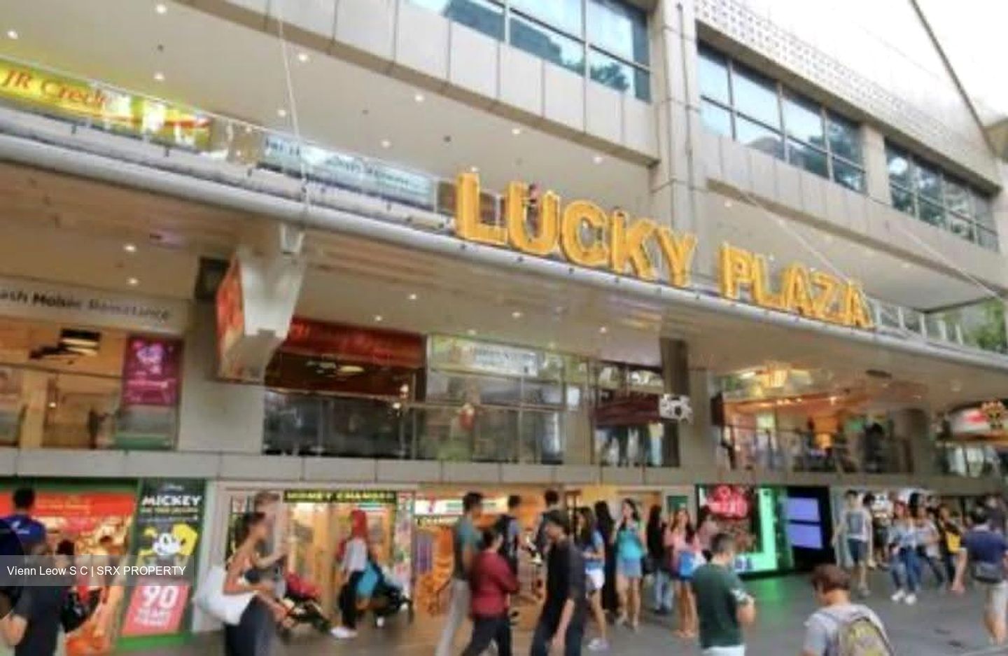 Lucky Plaza (D9), Shop House #624472031
